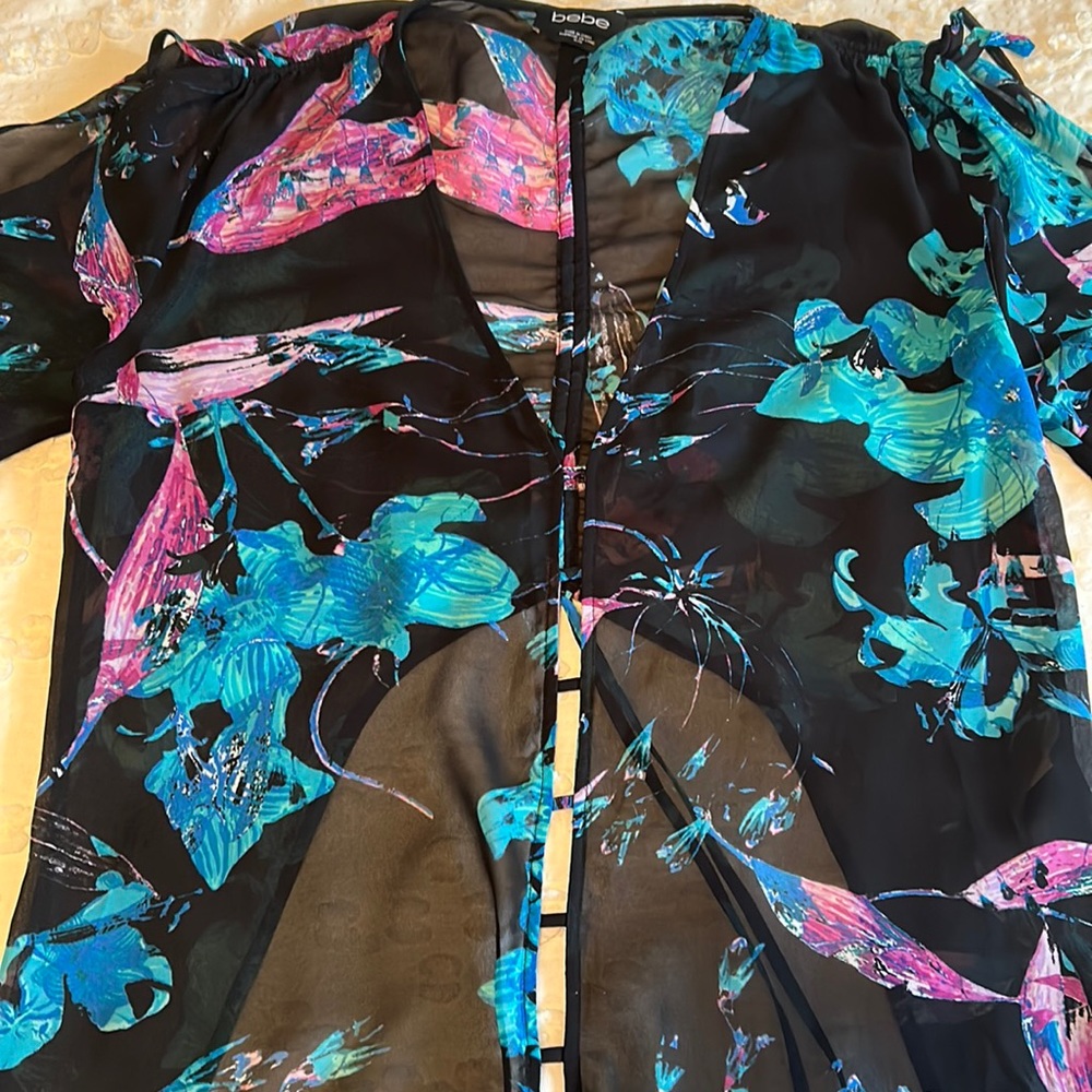 Women’s Bebe Shirt